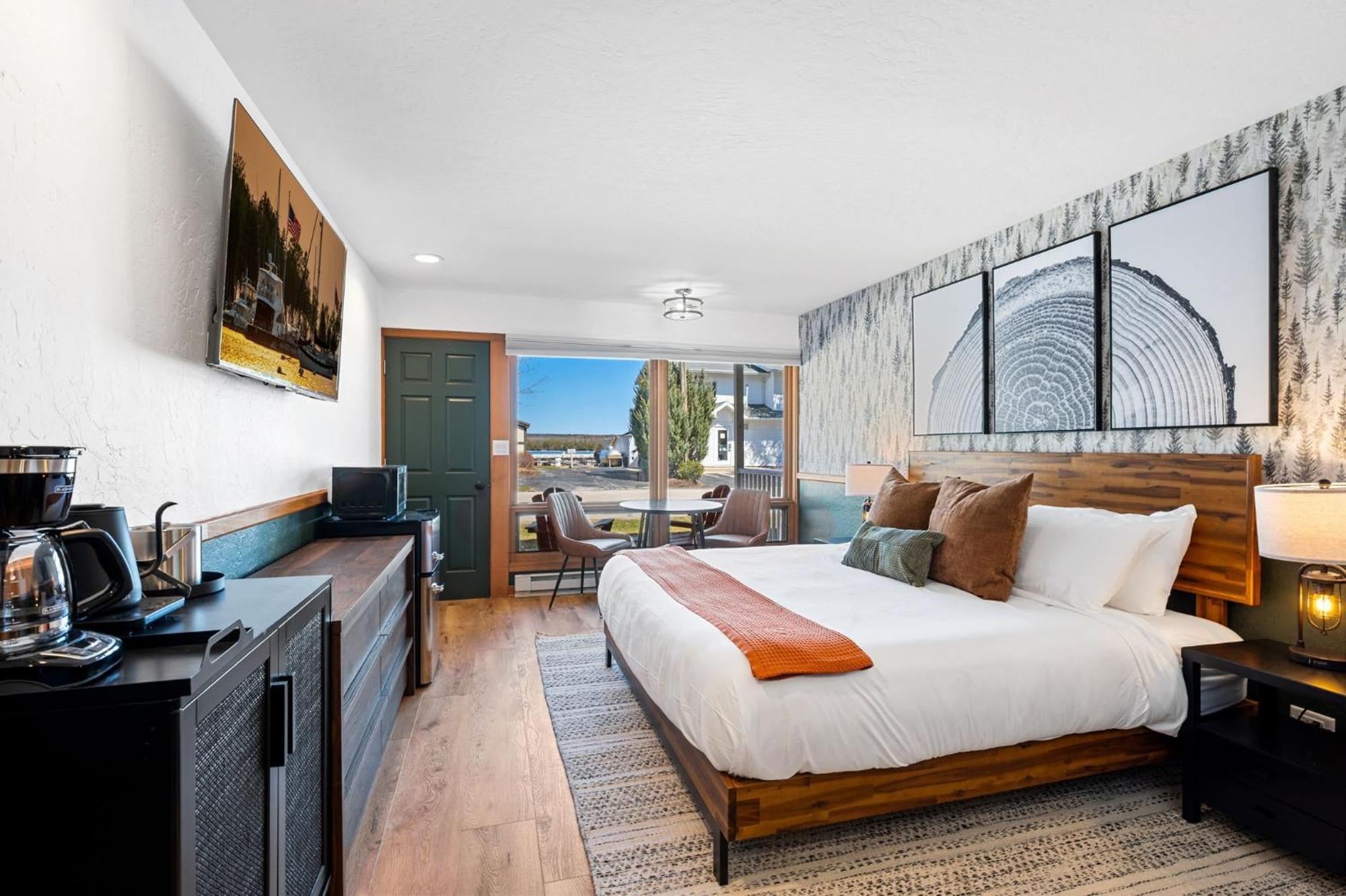 Spruce & Shore Motel Fish Creek Exteriér fotografie
